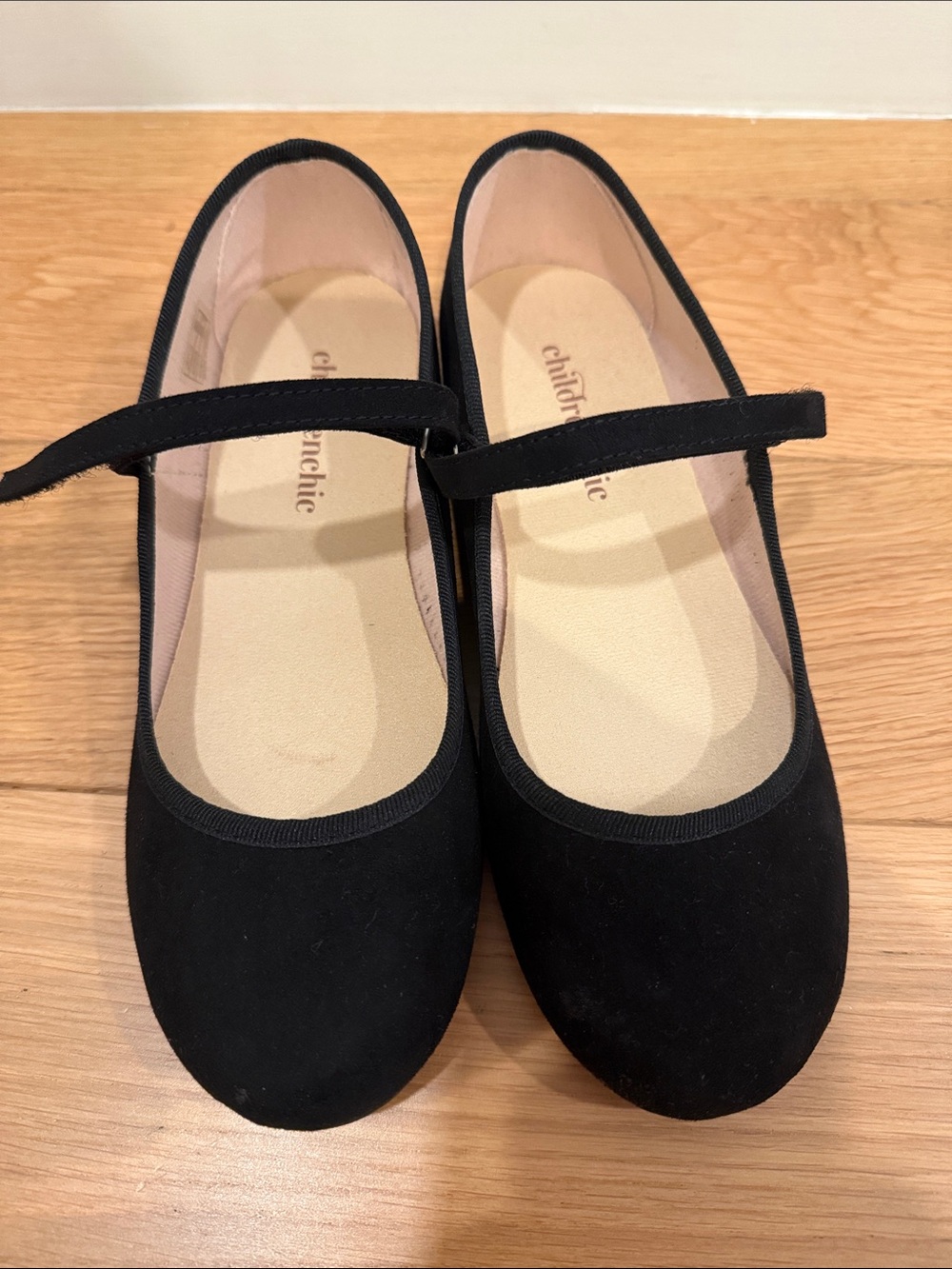 Childrenchic Velvet Mary Janes (velcro strap) Size 34 (fits like a 2.5)